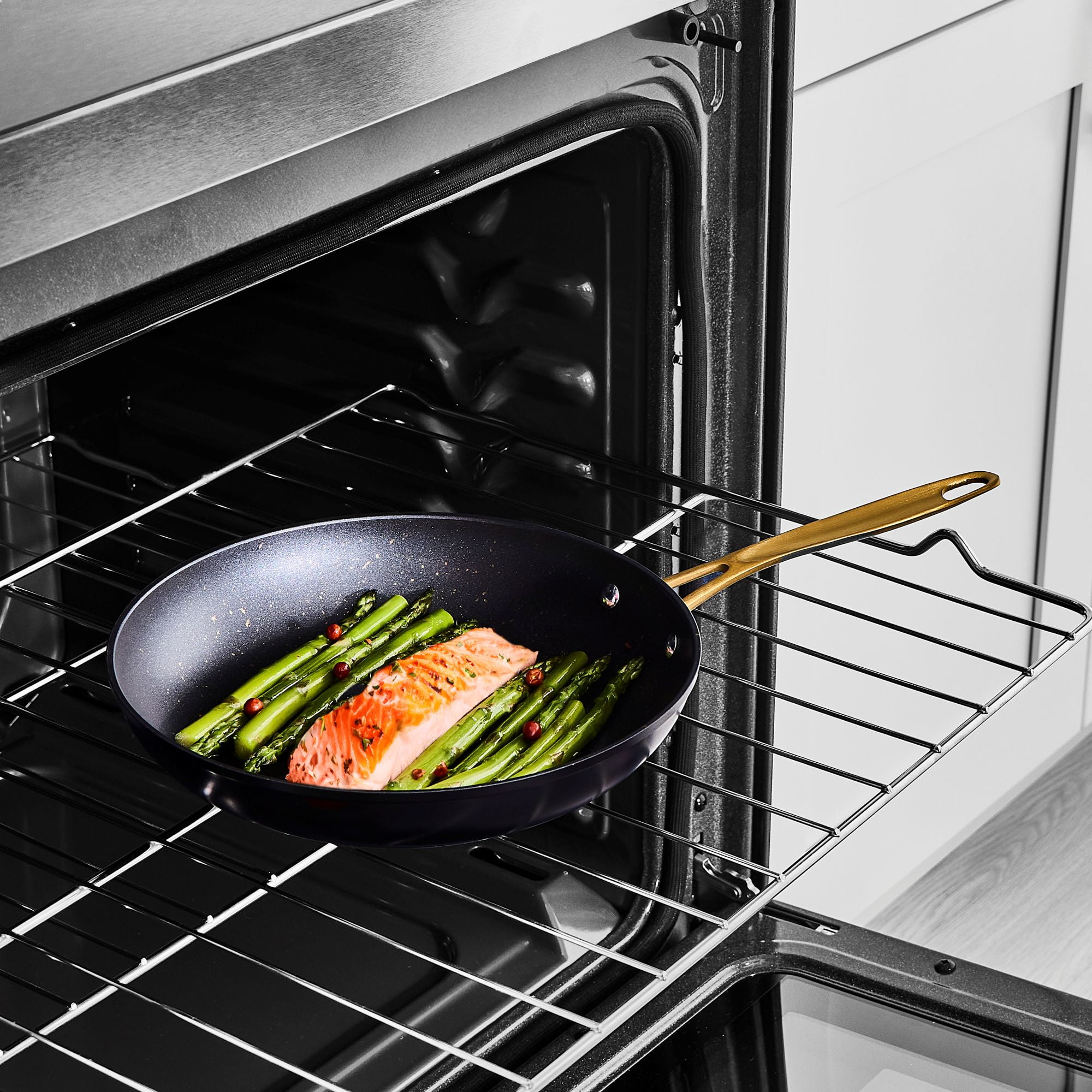 Thyme & Table 12-Piece Ceramic Non-Stick Cookware Set Signature Collection (Gold, 12-Piece) 71mpa