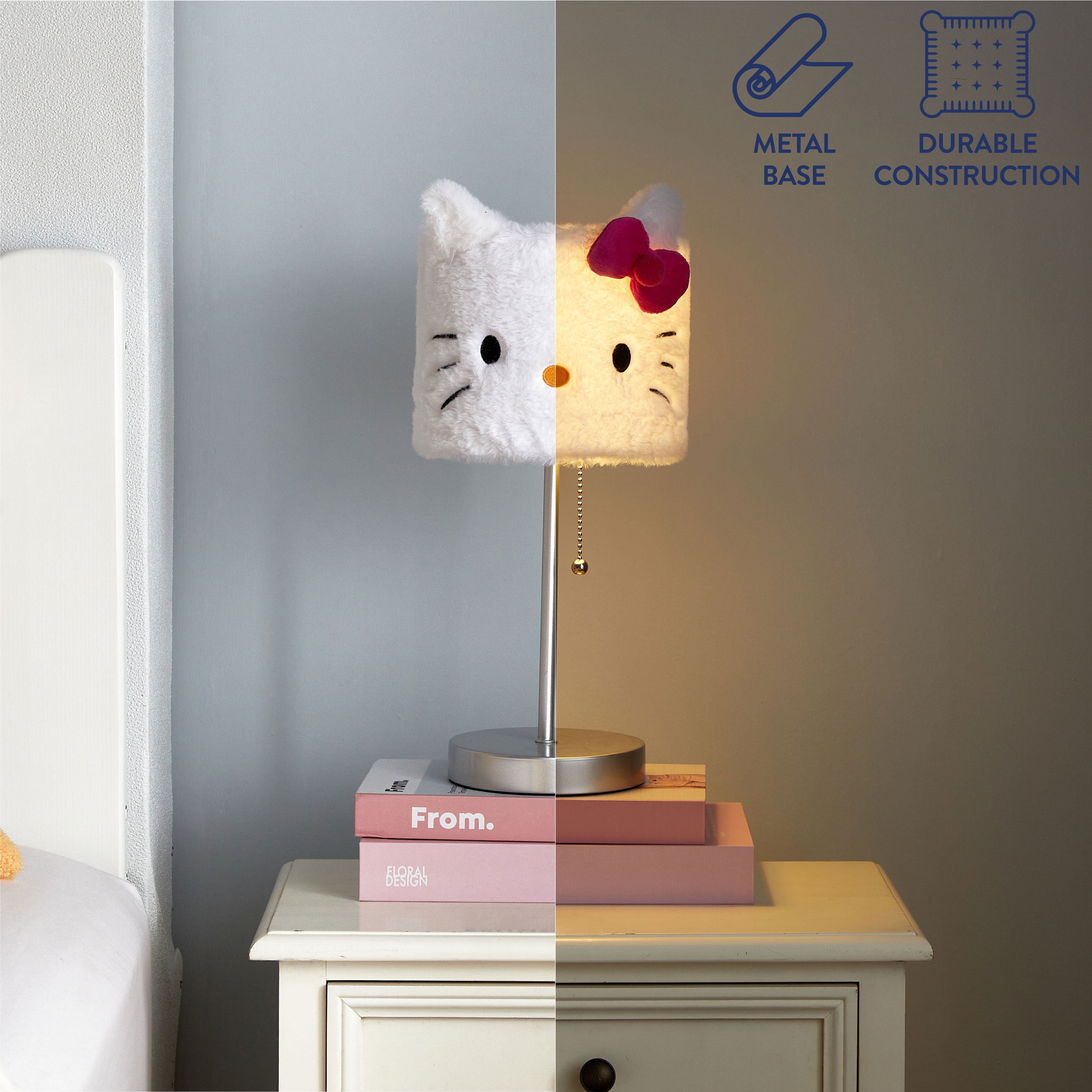 Hello Kitty Plush Table Lamp (White, 15 in) zh324