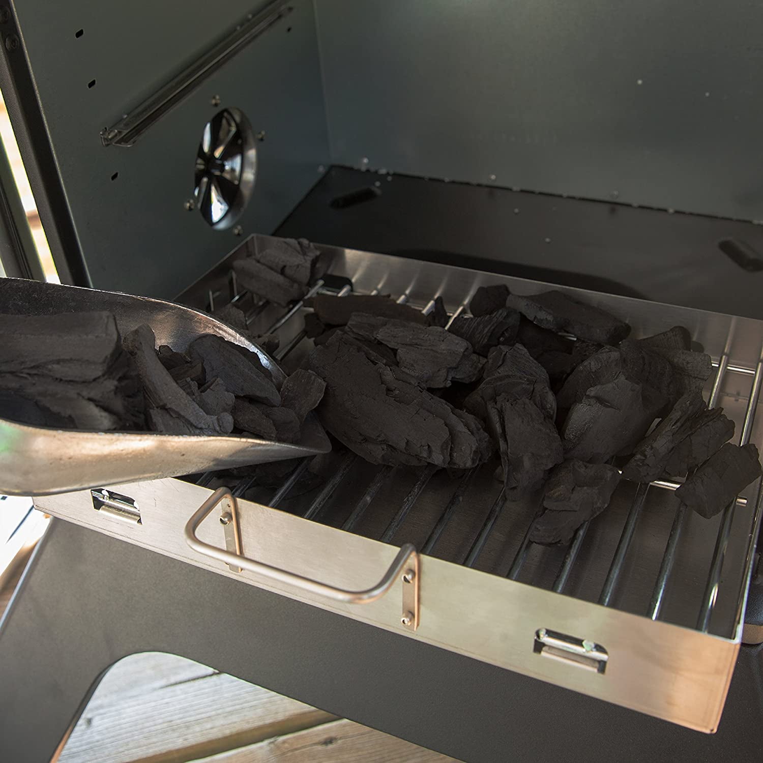 Broil King BK923610 Heavy Duty Vertical Charcoal Smoker with Electronic Ignition (Black, 48.5 x 18 x 22 in) ia1p0