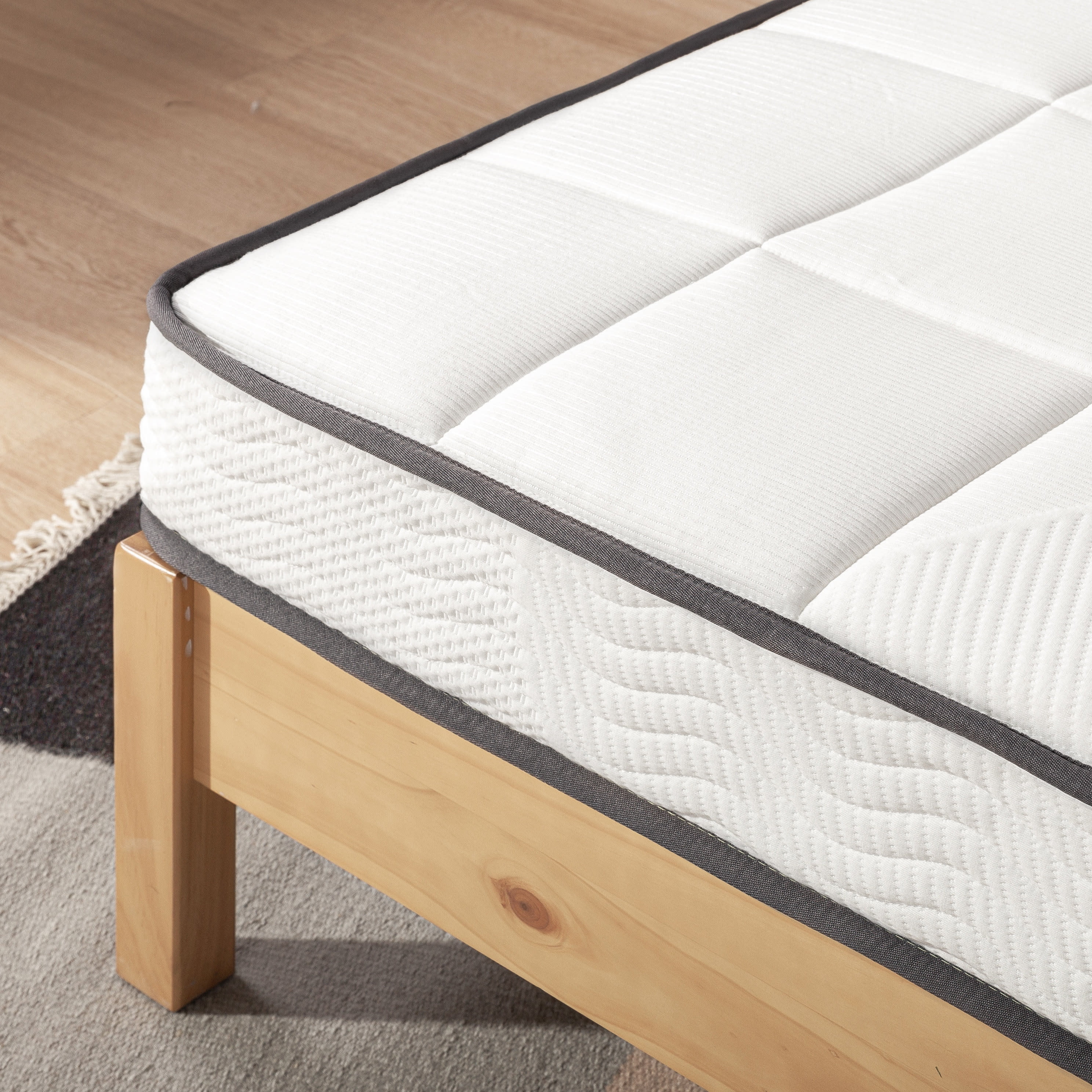 Mellow Classic Bonnell Spring Mattress with Comfort Foam Top (White, King, 6 in) 6zg05
