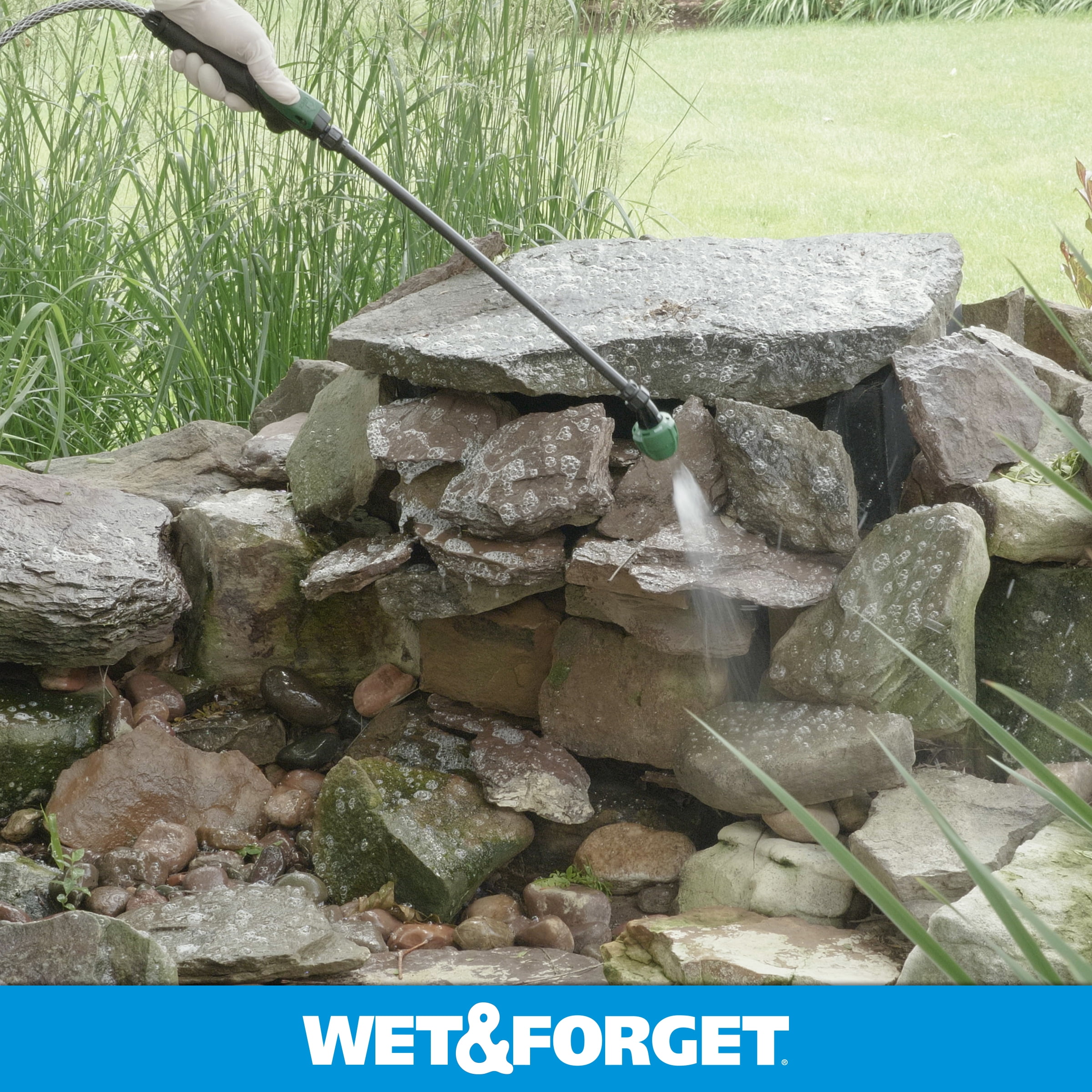 Wet & Forget Outdoor Moss, Mold, Mildew, and Algae Stain Remover Concentrate (128 oz) gb8ly